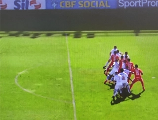 O gol de Rodrigo Dourado não foi revisto porque o VAR estava "descalibrado". Foto: Reprodução 