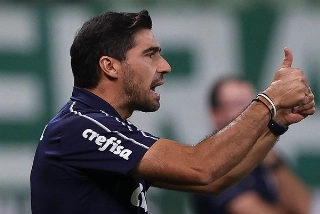 Treinador português afirmou que não há negociações com Diego Costa. Foto: Cesar Greco