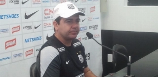 Estilo Muricy? Enderson mostra temperamento explosivo e língua afiada