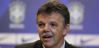 Campeão com a seleção brasileira em 1970 será auxiliar em cargo transitório