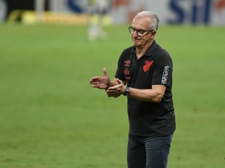 Desempregado, treinador destacou que os clubes não dão tempo aos profissionais. Foto: Fabio Wosniak/Site Oficial do CAP