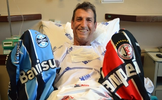 Transplante dá nova vida ao ex-jogador Ladinho