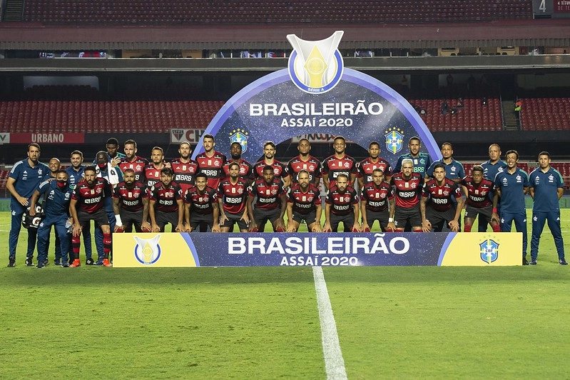 Mesmo derrotado por São Paulo, Flamengo é campeão Brasileiro