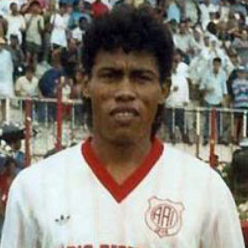Sabar&aacute;  - Ex-jogador do Oper&aacute;rio, Oriente Petrolero e The Strongest