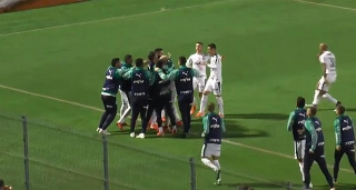 Equipe alviverde derrotou a Chapecoense. Foto: TV UOL/Reprodu&ccedil;&atilde;o