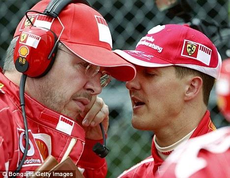 Brawn e Schumacher formaram uma dupla vitoriosa na Ferrari. Foto: Divulgação