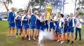 Time da Padaria Santa Daniela comemora título de 2018. Foto: Divulgação
