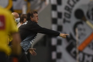 Novo treinador do Galo assinou contrato de dois anos. Foto: Ivan Storti/Santos FC