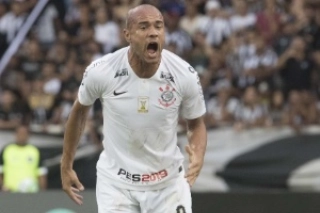 Com a derrota, o Corinthians soma 39 pontos e é o 11º lugar no Campeonato Brasileiro