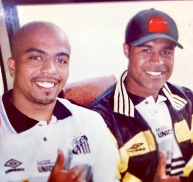 Anderson e Marcos Assunção em 1996, excursionando com o Santos pela primeira vez. Foto: arquivo pessoal de Marcos Assunção