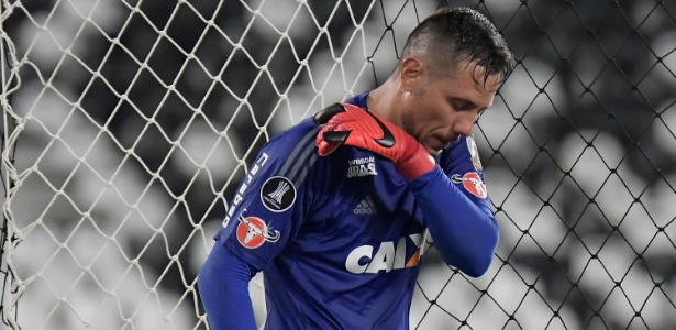 Goleiro Diego Alves dificilmente voltará a atuar pelo Flamengo