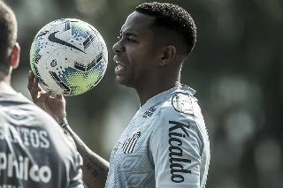 Jogador brasileiro foi condenado a nove anos de prisão na Itália. Foto: Ivan Storti/Santos FC