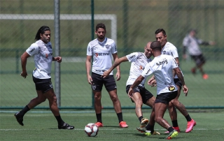 Atletas durante atividade na Cidade do Galo. Foto: Pedro Souza / Agência Galo / Clube Atlético Mineiro