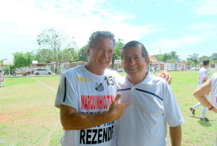 Em Campo Grande-MS, no dia 22 de dezembro de 2013. Rondinelli e Luiz Carlos Ferreira. Foto enviada por Luiz Carlos Ferreira