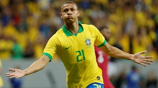 Richarlison agora tem quatro gols e divide a artilharia da seleção neste ciclo com Gabriel Jesus 
