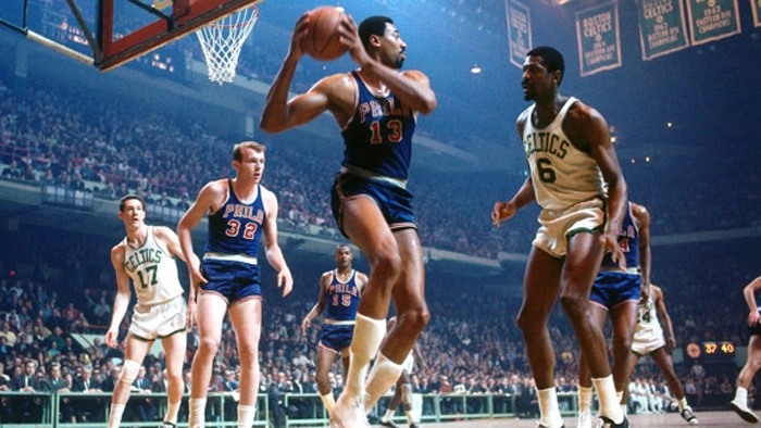 Wilt Chamberlain Facts - Há exatos 22 anos, falecia Wilt Chamberlain. O  melhor jogador da história do basquete morreu de infarto em sua casa, aos  63 anos. Naquele ano, os 76ers homenagearam