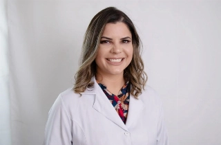 Dra. Camila Ahrens trabalha no Hospital Marcelino Champagnat. Foto: Divulgação