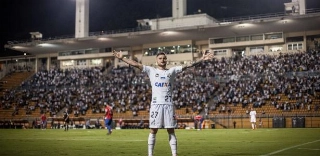 Grêmio e Santos tem reencontro de Luan e Sasha e 'aniversário' de valsa