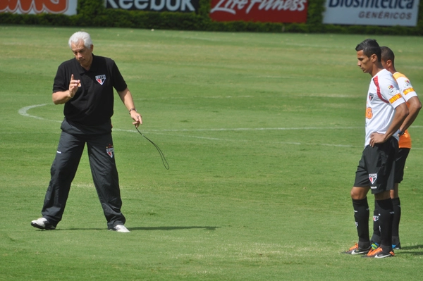 Experiência inesquecível no Morumbi, com Cicinho e Dagoberto