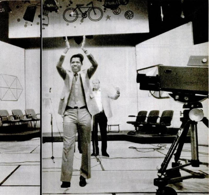 Dadá Maravilha participando do programa Povo na TV, da TV Alterosa. Ao fundo, Dirceu Pereira. Foto de 1984 enviada pelo ex-zagueiro Procópio