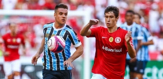 Ramiro leva terceiro amarelo e cria dúvida no Grêmio para o Gre-Nal