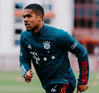 Atacante brasileiro está emprestado ao Bayern pela Juventus. Foto: Facebook/Bayern de Munique