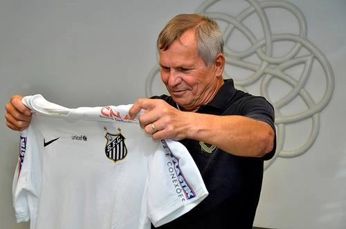 Ailton Lira em fevereiro de 2015. Foto: ASSOPHIS (Associação dos Historiadores e Pesquisadores do Santos F.C)