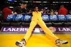 Voltando após séria lesão, Kobe ainda tem bola para jogar na NBA