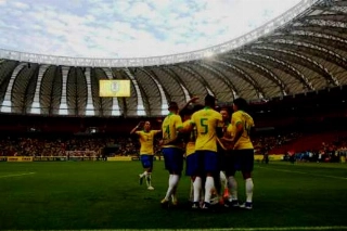 Seleção de Marta (sem ela) estreia no Mundial com vitória. Seleção de Neymar (sem ele) goleia Honduras com 10