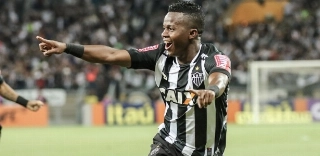 Cazares evolui no Atlético-MG e Roger garante: "estou disposto a ensiná-lo"