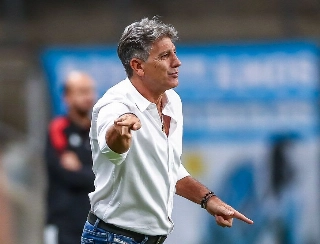 Treinador tricolor apresentou dores musculares e inflamação na garganta. Foto: Lucas Uebel/Grêmio FBPA