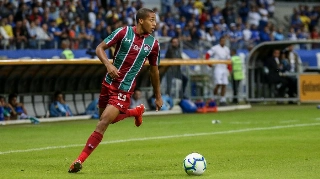 Gigante espanhol est&aacute; interessado em Jo&atilde;o Pedro, do Fluminense