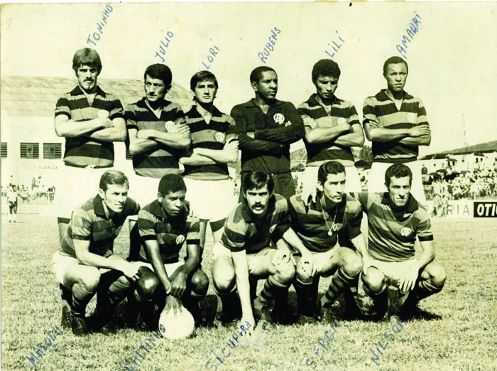 Em pé, da esquerda para a direita: Toninho, Júlio, Lori Sandri, Rubens, Lili e Amauri. Agachados: Mazola, Valtinho, Sicupira, Sérgio Lopes  e Nilson Bocão. Foto enviada por Fabrícia de Pelegrini