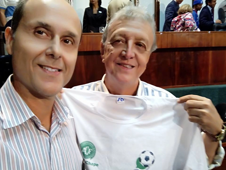 Fred e Douglas em 18 de fevereiro de 2017, na Assembl&eacute;ia Legislativa da Bahia. Foto: arquivo pessoal de Douglas