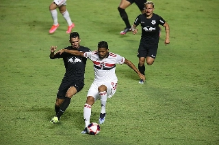 Lateral tricolor disse que a equipe iniciou a temporada em bom ritmo. Foto: Paulo Pinto / saopaulofc.net