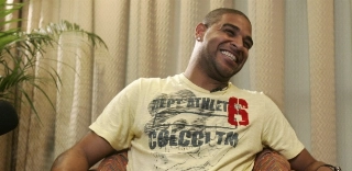 São Bento confirma contato por Adriano Imperador, mas descarta contratação