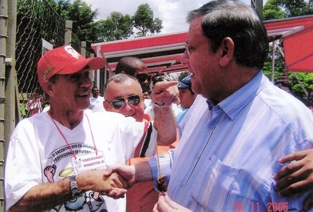 Foto tirada em 2005, durante confraternização dos veteranos do São Paulo