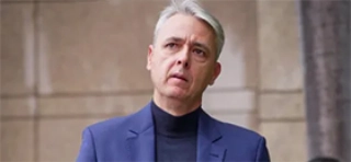 Terceiro Tempo - Bola Murcha - Tiago Nunes - Tiago Nunes, técnico da LDU, foi engolido pela atmosfera do Allianz e pela intensidade do Palmeiras. Seu time parecia hipnotizado, sem reação, como se estivesse assistindo ao espetáculo em vez de participar dele. Montou uma LDU covarde, que se apequenou no momento em que o jogo pedia coragem.