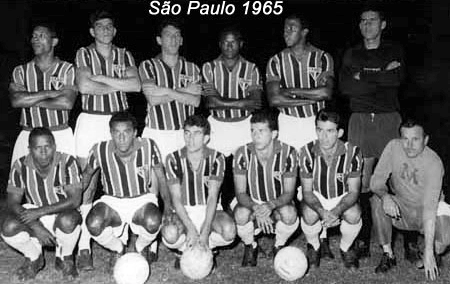 Em pé: Renato Gaúcho, Fernando, Roberto Dias, Tenente, Jurandir e Suli. Agachados: Paraná, Zé Roberto, Prado, Nenê e Valdir Birigui 