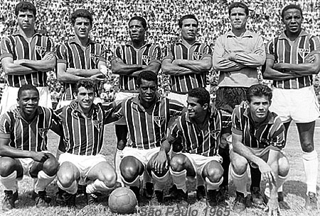 Em pé: Nenê, Roberto Dias, Renato Gaúcho, Celso Cordeiro, Suli e Jurandir. Agachados: Paraná, Prado, Benê, Fefeu e Valdir