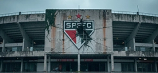 Terceiro Tempo - Bola Murcha - São Paulo - O Soberano virou chacota. Levar 6 a 0 do Flu no Maracanã é mais que derrota: é atestado de que o outrora temido Tricolor hoje assusta apenas o próprio torcedor. Sem comando, sem alma e sem futuro claro, o SPFC deixou de colecionar títulos para agora colecionar vexames! 