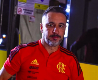 Treinador português atualmente está no futebol árabe. Foto: Marcelo Cortes/Flamengo