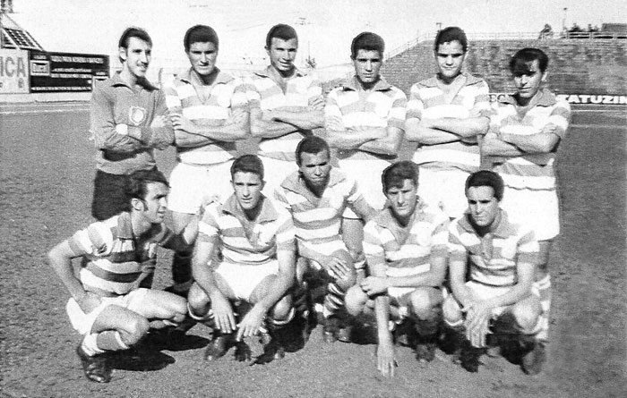 Da esquerda para a direita, em pé: Xexa, Jura, Maringazão, Blota, Sagres e Maurinho. Agachados: Helinho, Guerra, Maringa, Nei e Marurício. Foto enviada por Tico Cassola