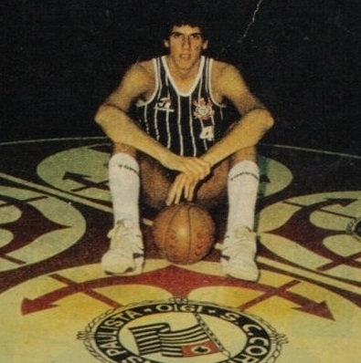 Rolando entrou na liga americana no draft de 1988. Saído da Universidade de Houston, foi selecionado na segunda rodada (26ª escolha no geral)
