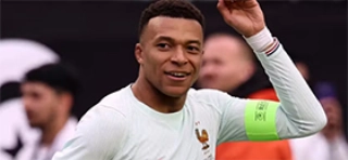 Terceiro Tempo - Bola Cheia - Sele&ccedil;&atilde;o francesa - Que aula de intensidade! Contra o Brasil, a Fran&ccedil;a jogou no ritmo alucinante que o futebol atual exige. Mesmo com um a menos, seguiu organizada e perigosa. Um time pronto, entrosado e com identidade. &Eacute;, de longe, a melhor sele&ccedil;&atilde;o do mundo. 