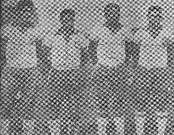 Da esquerda para a direita, Julinho Botelho, Pinga, Baltazar e Humberto Tozzi. Foto reprodução da revista A Gazeta Esportiva Ilustrada