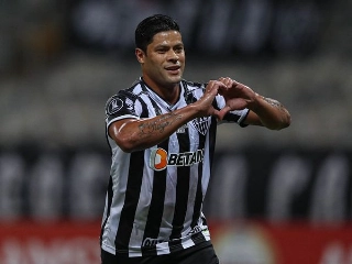 Atacante atleticano disse quase ter acertado com o Porto. Foto: Pedro Souza/Atlético