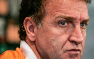 Jô defenderá a seleção brasileira em amistosos da seleção brasileira contra Honduras e Chile