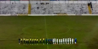 Na volta para o segundo tempo, as duas equipes entraram mais ligadas