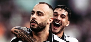 Terceiro Tempo - Bola Cheia - Arthur Cabral - O bom Arthur Cabral destro&ccedil;ou o Corinthians na boa vit&oacute;ria do Botafogo por 3 a 1. Marcou tr&ecirc;s gols, sendo dois deles verdadeiros gola&ccedil;os, e devolveu a paz para o grupo de General Severiano. 